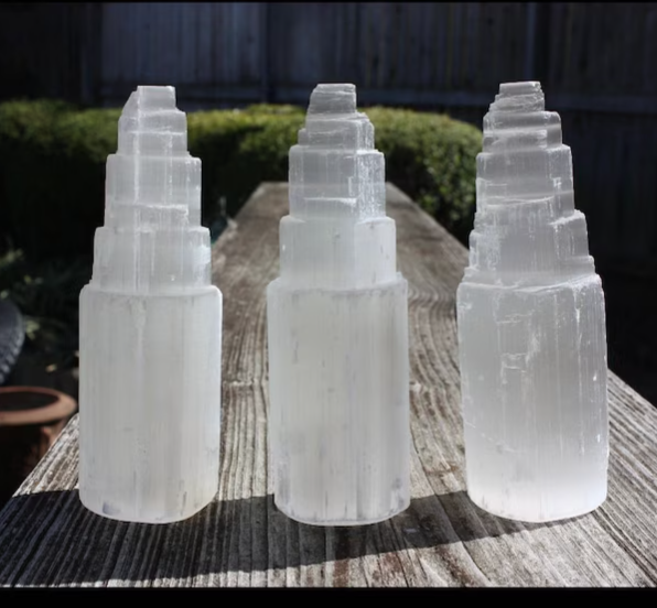 Selenite Crystal Charging Plate - Sacred Geometry Energy Cleansing Station