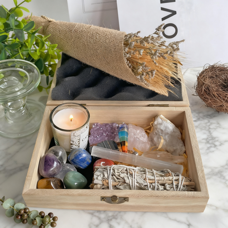 Meditation Crystal Healing Gift Box — Sage, Bracelet & Tumble Stones Set