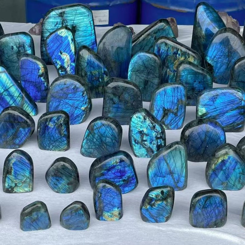 Flashy Labradorite Palm Stone - Magic & Intuition Meditation Tool